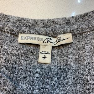 grey ribbed Express long sleeve!